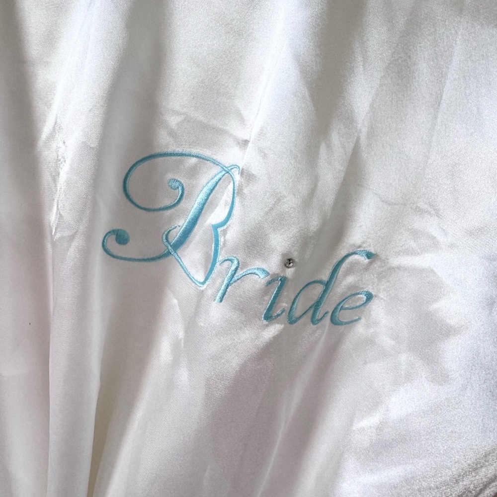 Secret Treasure Bridal Satin Robe - Picture 6 of 7
